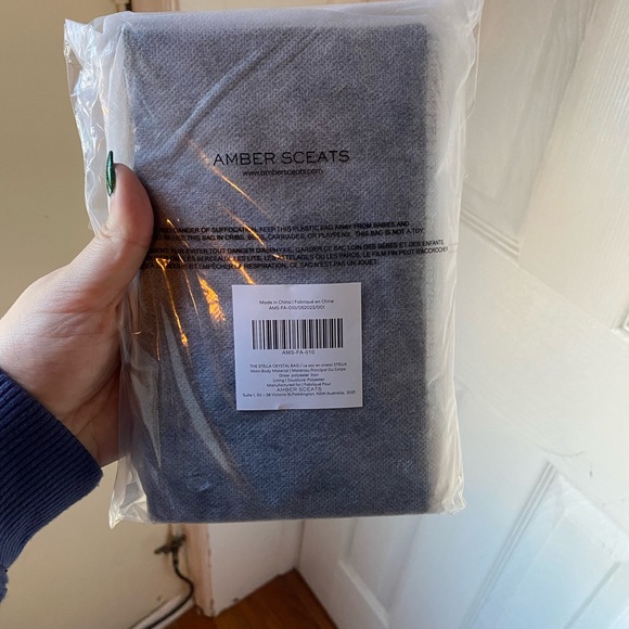 NWT Amber Sceats Stella Crystal Embellished Purse - Picture 5 of 6